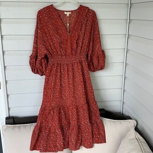 Beautiful summery dress size: large